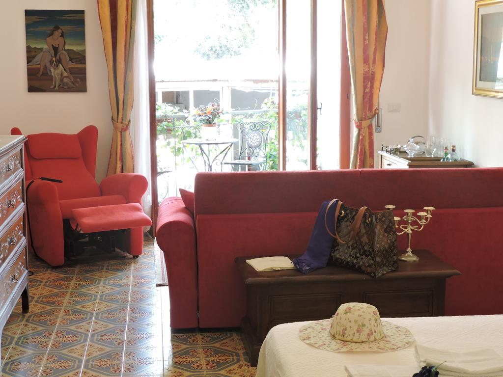 B&B Il Muro Vecchio Giardini Naxos Phòng bức ảnh